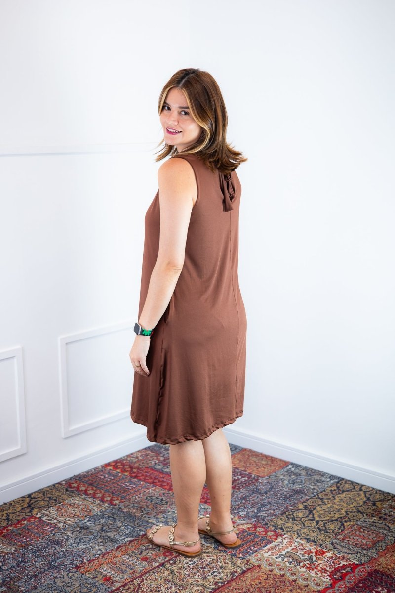 Vestido Emily - Regata de Amarrar nas Costas em Malha Confort - Naguirre Shop