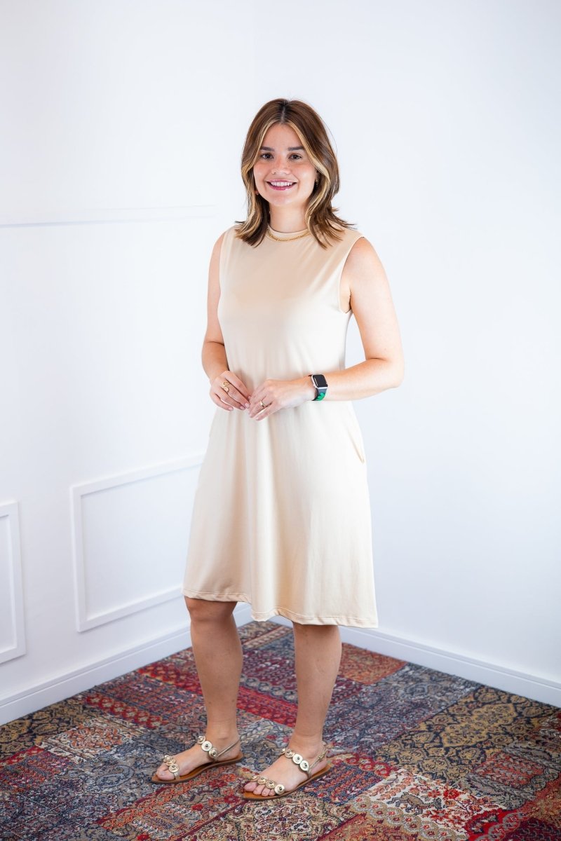 Vestido Emily - Regata de Amarrar nas Costas em Malha Confort - Naguirre Shop