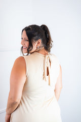 Vestido Emily - Regata de Amarrar nas Costas em Malha Confort - Naguirre Shop