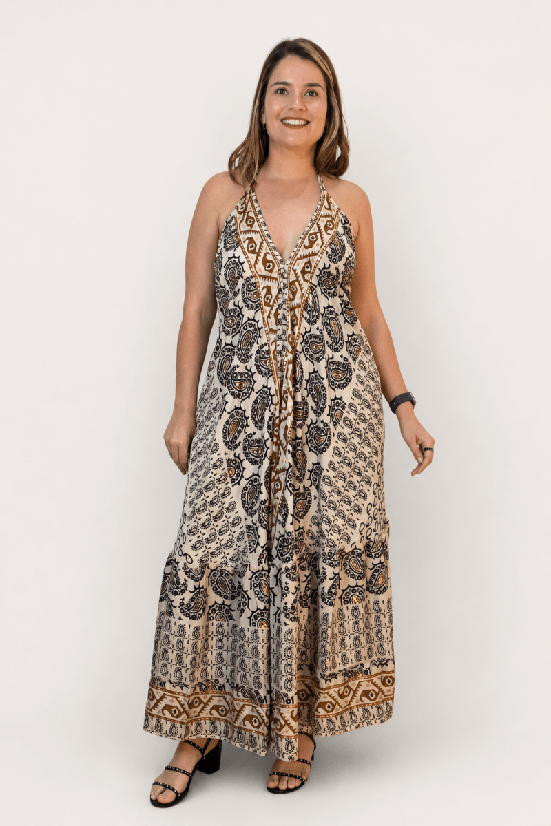 Vestido Estilo Boho Chic Toque Seda Light Evasê com Decote nas Costas Amira - Naguirre Shop