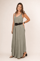 Vestido Fluido em Viscose Natural Evasê com Alças Marrocos Liso - Naguirre Shop