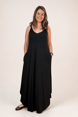 Vestido Fluido em Viscose Natural Evasê com Alças Marrocos Liso - Naguirre Shop