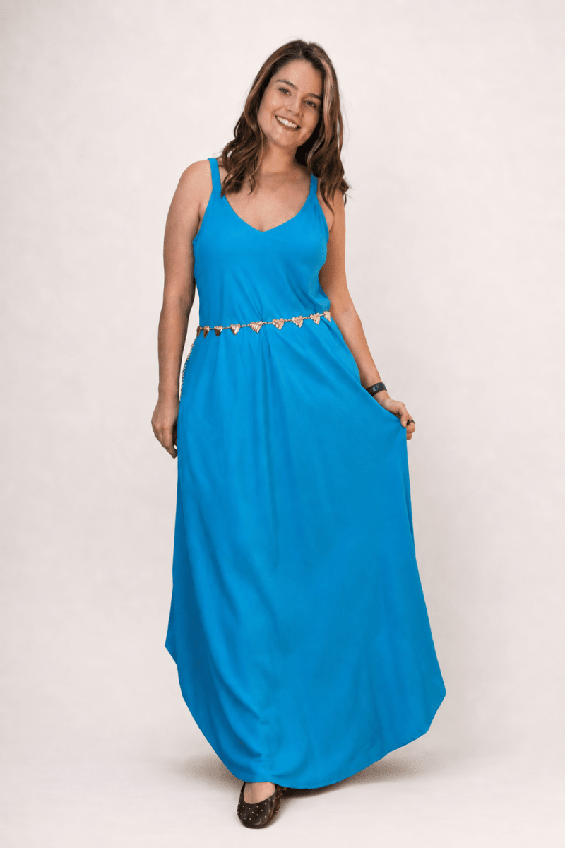 Vestido Fluido em Viscose Natural Evasê com Alças Marrocos Liso - Naguirre Shop