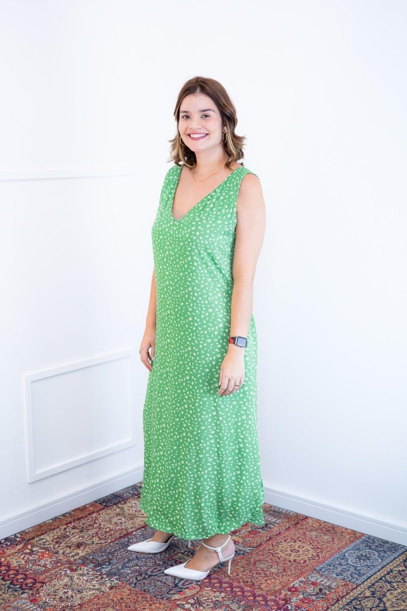 Vestido Gabriela - Regata Longuete com Decote V em Viscolinho - Naguirre Shop