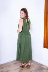 Vestido Gabriela - Regata Longuete com Decote V em Viscolinho - Naguirre Shop