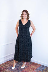 Vestido Gabriela - Regata Longuete com Decote V em Viscolinho - Naguirre Shop