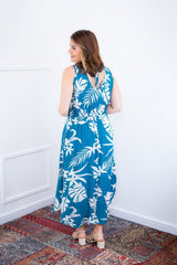 Vestido Gabriela - Regata Longuete com Decote V em Viscolinho - Naguirre Shop