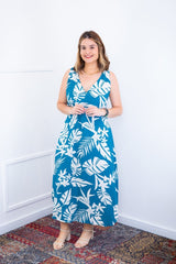 Vestido Gabriela - Regata Longuete com Decote V em Viscolinho - Naguirre Shop