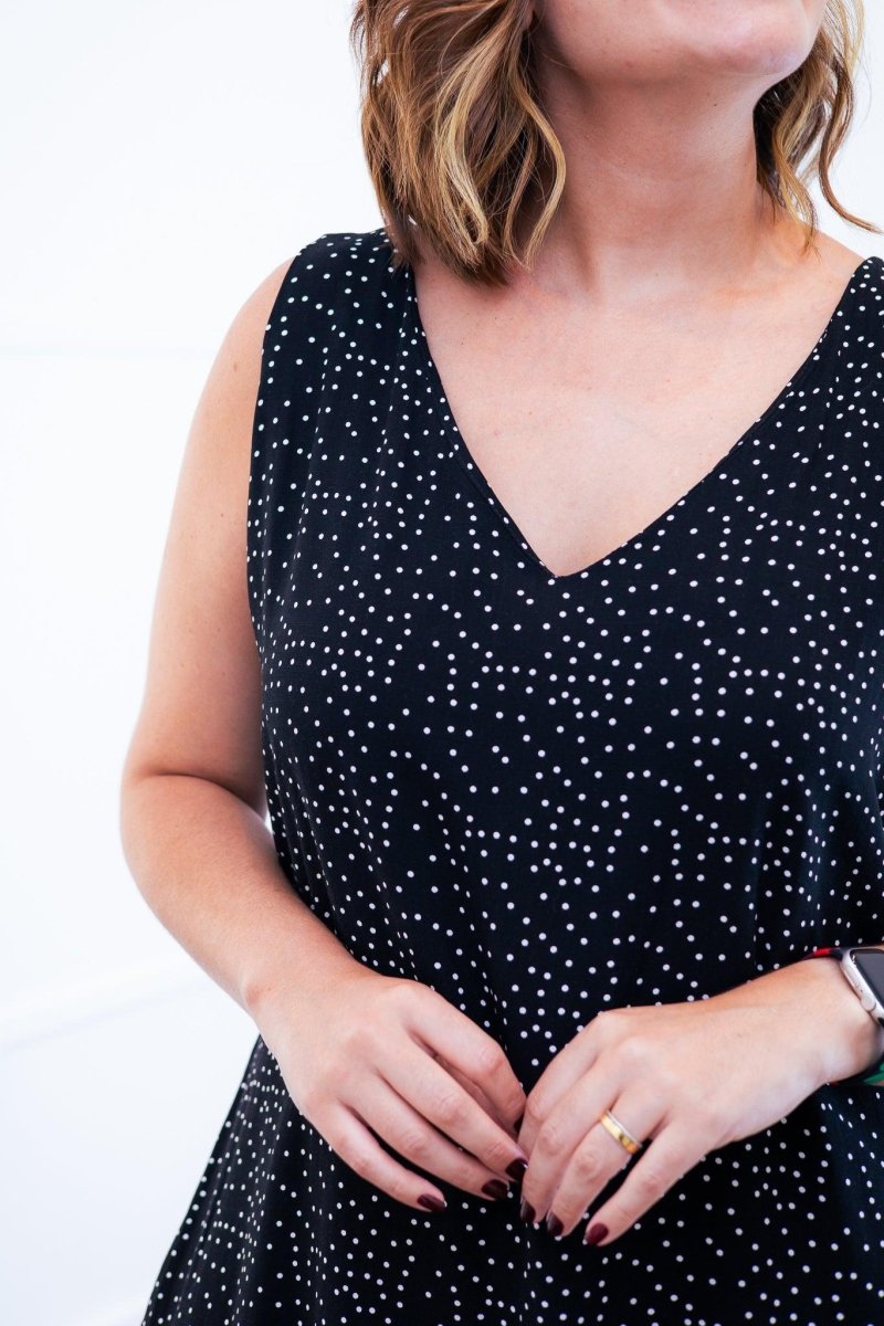 Vestido Gabriela - Regata Longuete com Decote V em Viscolinho - Naguirre Shop