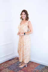 Vestido Gabriela - Regata Longuete com Decote V em Viscolinho - Naguirre Shop