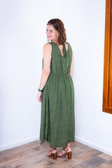 Vestido Gabriela - Regata Longuete com Decote V em Viscolinho - Naguirre Shop
