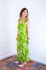 Vestido Gabriela - Regata Longuete com Decote V em Viscolinho - Naguirre Shop