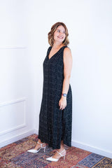 Vestido Gabriela - Regata Longuete com Decote V em Viscolinho - Naguirre Shop