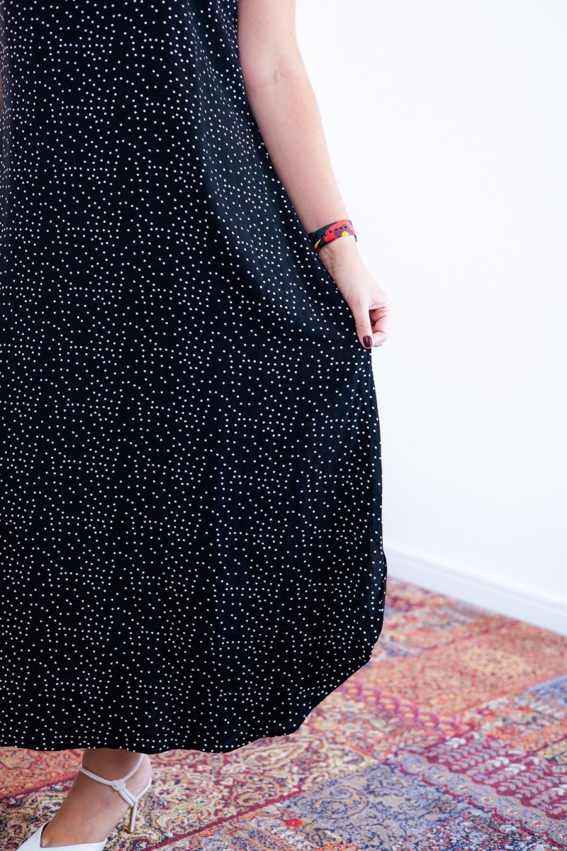 Vestido Gabriela - Regata Longuete com Decote V em Viscolinho - Naguirre Shop