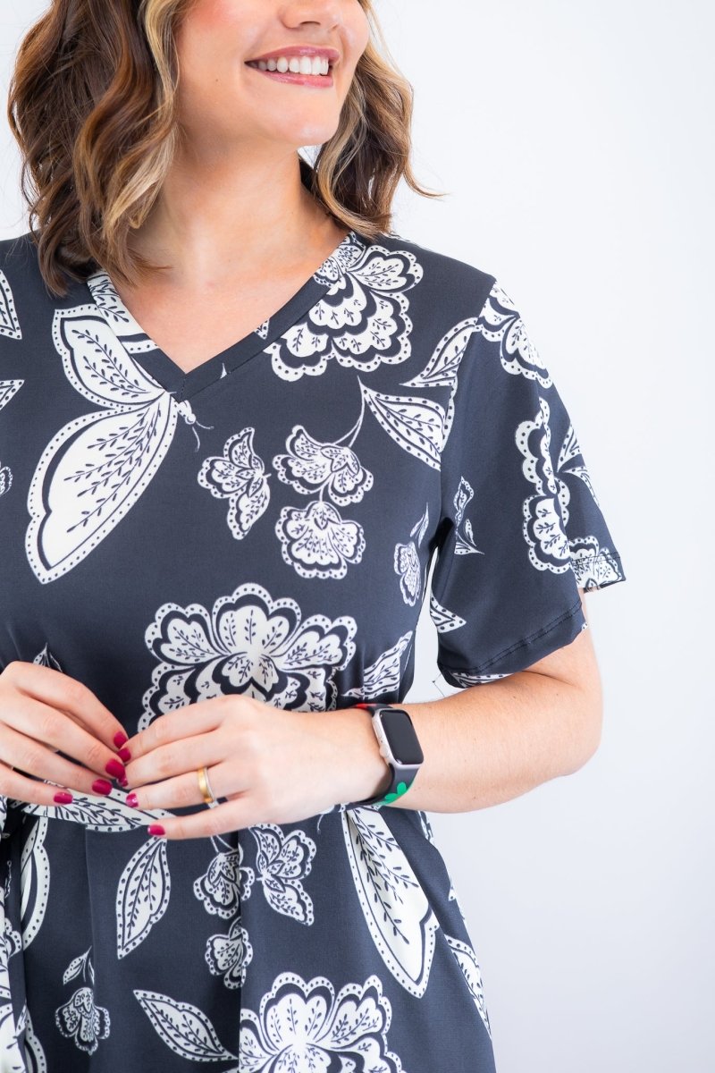 Vestido Letícia – Midi com Gola V em Malha Confort Deluxe - Naguirre Shop