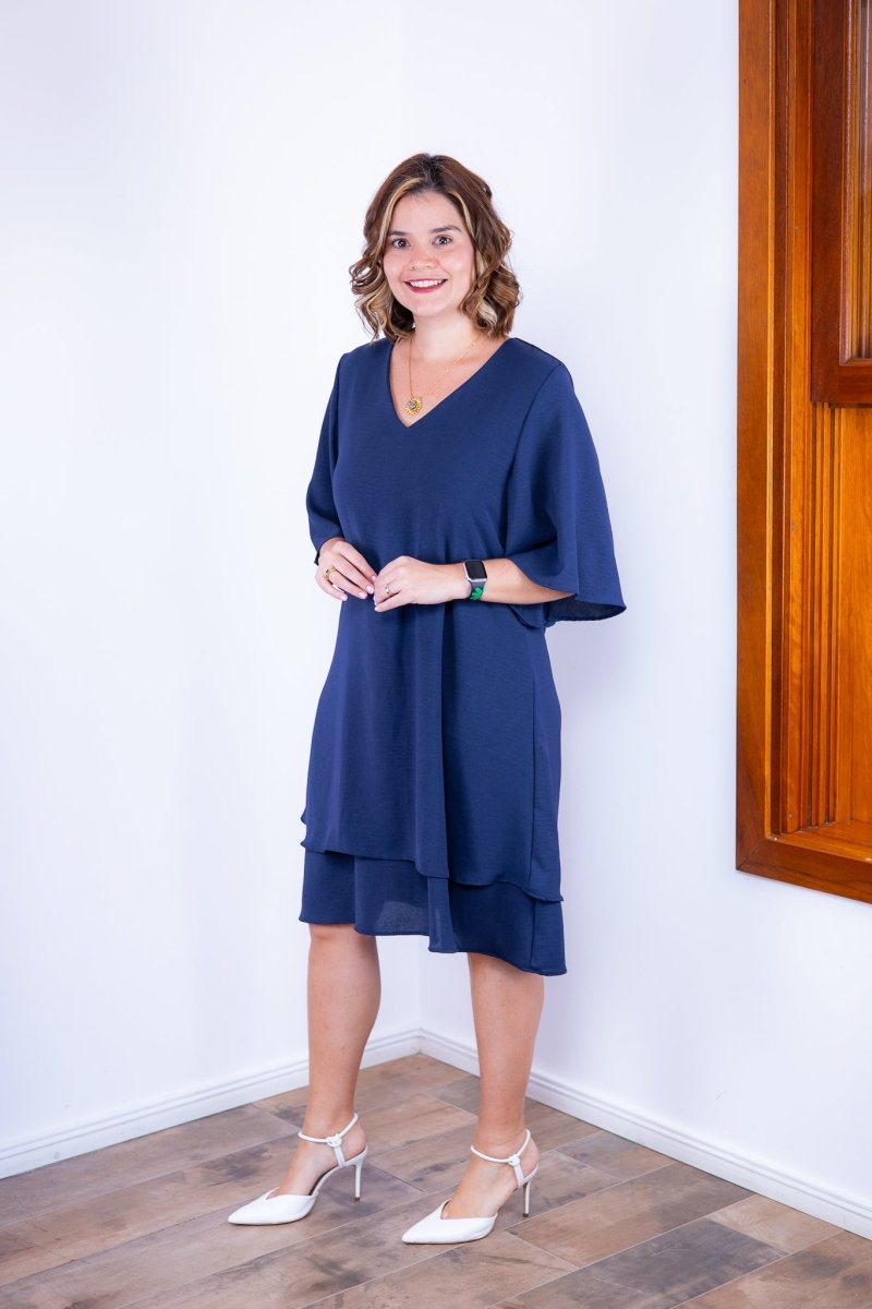 Vestido Lívia - Midi de Duas Camadas Decote V com Manga Morcego em Crepe - Naguirre Shop