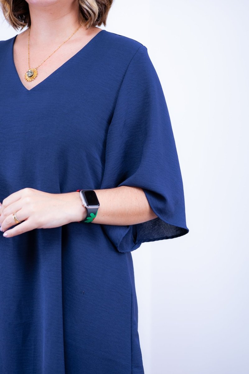 Vestido Lívia - Midi de Duas Camadas Decote V com Manga Morcego em Crepe - Naguirre Shop