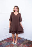 Vestido Lívia - Midi de Duas Camadas Decote V com Manga Morcego em Crepe - Naguirre Shop