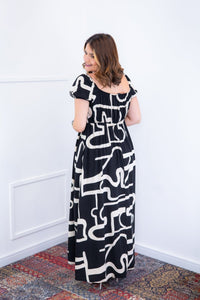 Vestido Longo Cecília – Manga Ciganinha em Viscolinho com Bolsos Laterais - Naguirre Shop