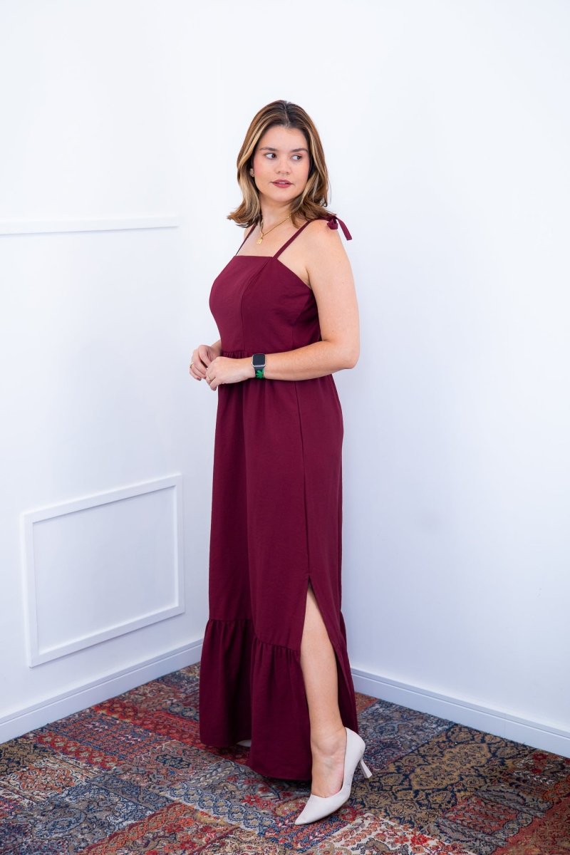 Vestido Longo Luísa – Alça Ajustável em Viscose Marrant com Fenda Lateral - Naguirre Shop