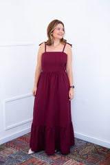 Vestido Longo Luísa – Alça Ajustável em Viscose Marrant com Fenda Lateral - Naguirre Shop