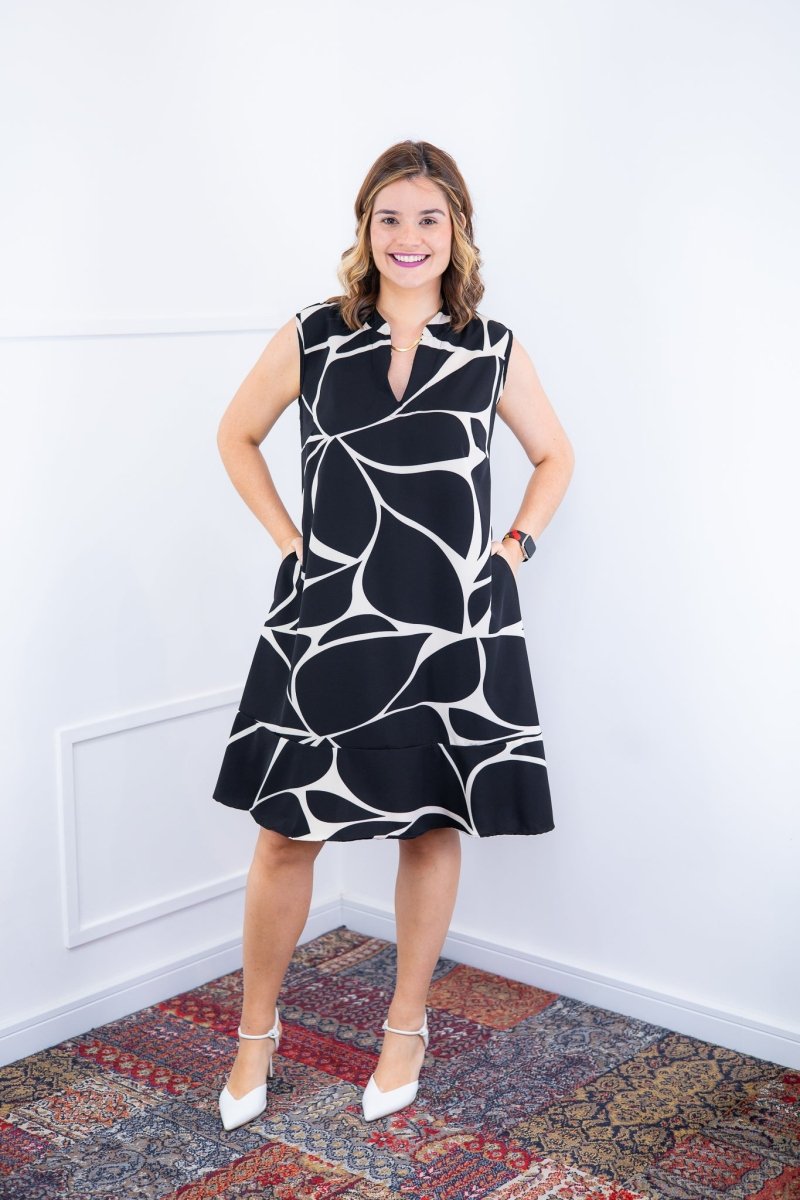Vestido Luana – Evasê com Gola Padre e Bolsos em Crepe - Naguirre Shop