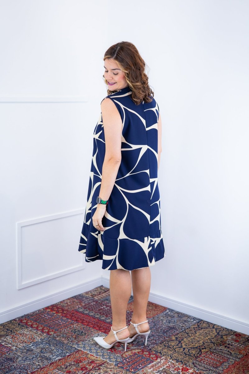 Vestido Luana – Evasê com Gola Padre e Bolsos em Crepe - Naguirre Shop