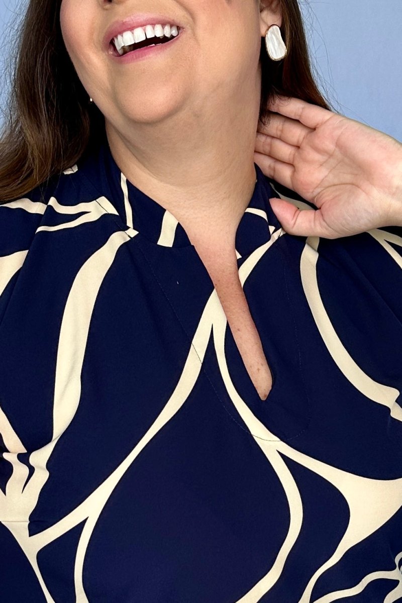Vestido Luana – Evasê com Gola Padre e Bolsos em Crepe - Naguirre Shop