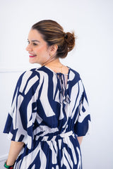 Vestido Luciana – Longuete em Viscolinho com Mangas Amplas e Bolsos - Naguirre Shop