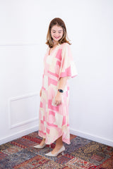 Vestido Luciana – Longuete em Viscolinho com Mangas Amplas e Bolsos - Naguirre Shop