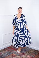 Vestido Luciana – Longuete em Viscolinho com Mangas Amplas e Bolsos - Naguirre Shop