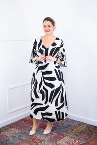 Vestido Luciana – Longuete em Viscolinho com Mangas Amplas e Bolsos - Naguirre Shop