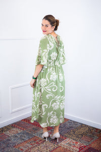 Vestido Luciana – Longuete em Viscolinho com Mangas Amplas e Bolsos - Naguirre Shop