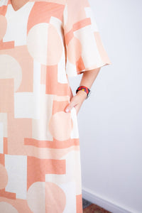 Vestido Luciana – Longuete em Viscolinho com Mangas Amplas e Bolsos - Naguirre Shop