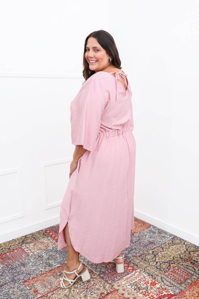 Vestido Luciana – Longuete em Viscomida com Mangas Amplas e Bolsos - Naguirre Shop
