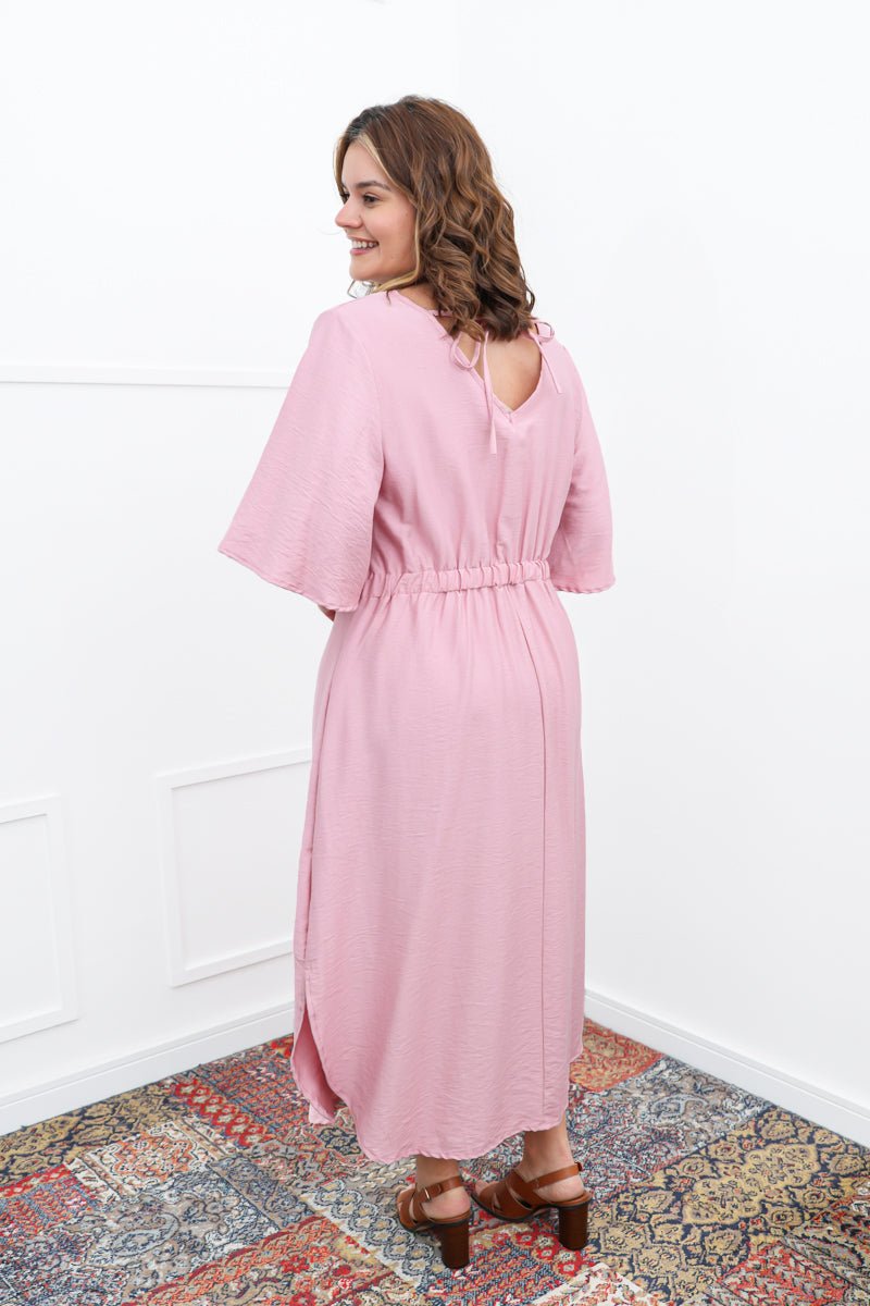 Vestido Luciana – Longuete em Viscomida com Mangas Amplas e Bolsos - Naguirre Shop