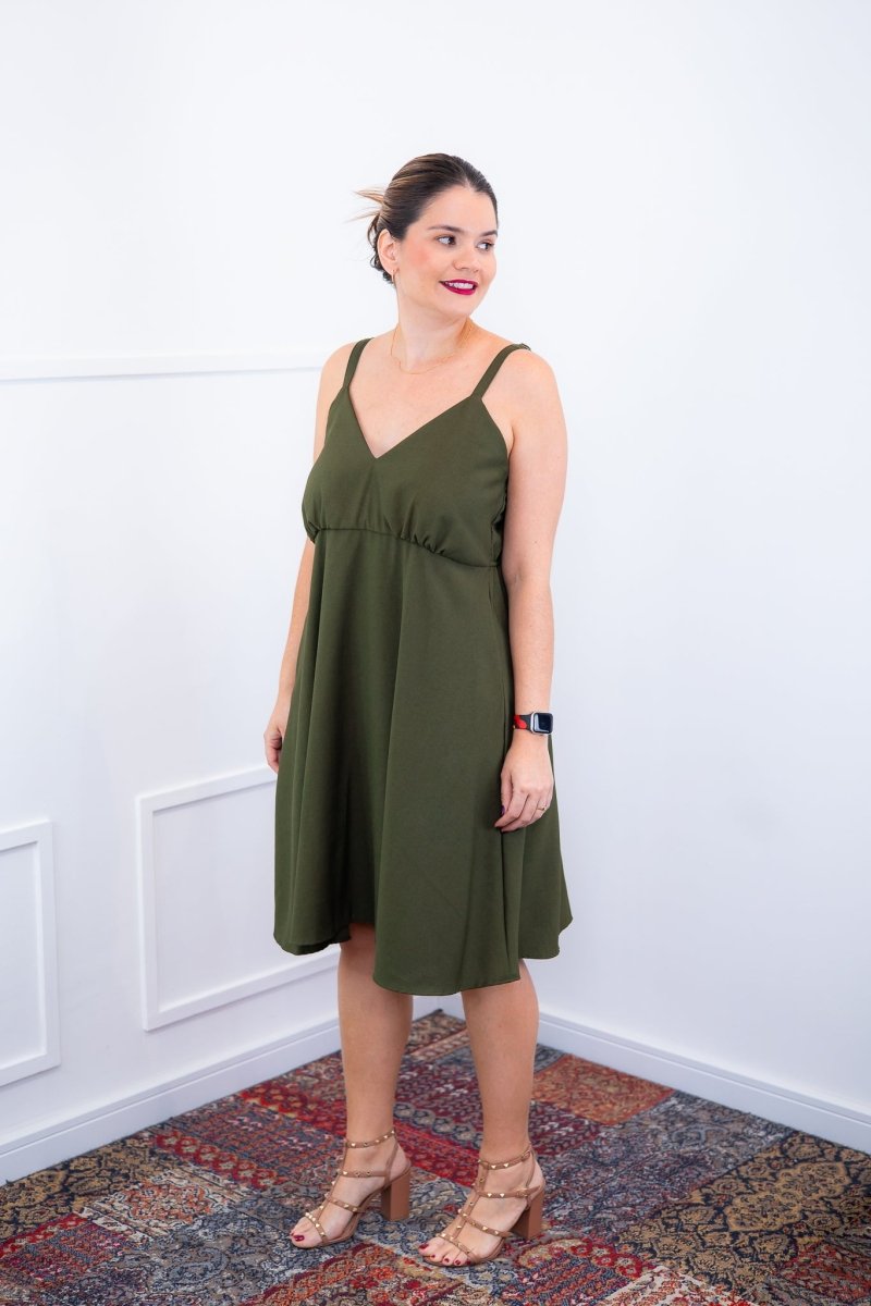Vestido Malu – Alça Ajustável em Viscose Marrant com Saia Evasê e Bolsos - Naguirre Shop