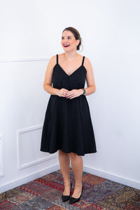Vestido Malu – Alça Ajustável em Viscose Marrant com Saia Evasê e Bolsos - Naguirre Shop