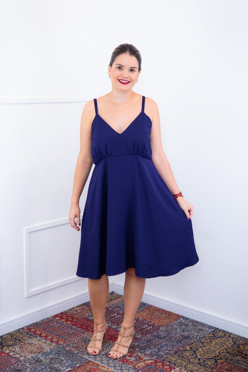 Vestido Malu – Alça Ajustável em Viscose Marrant com Saia Evasê e Bolsos - Naguirre Shop