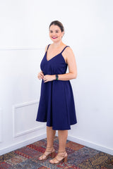 Vestido Malu – Alça Ajustável em Viscose Marrant com Saia Evasê e Bolsos - Naguirre Shop