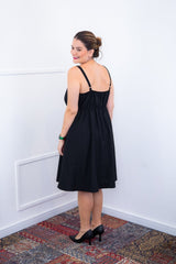 Vestido Malu – Alça Ajustável em Viscose Marrant com Saia Evasê e Bolsos - Naguirre Shop