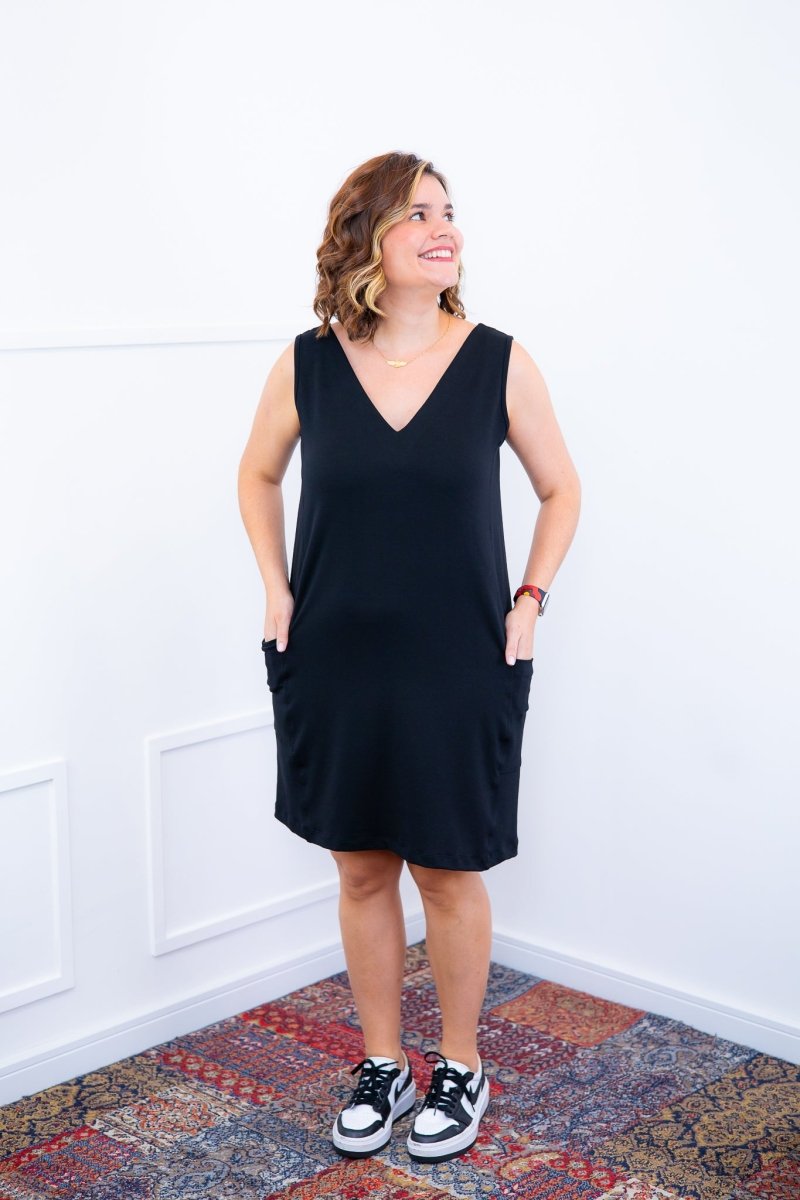 Vestido Mariana - Moletinho com Decote V e Bolsos Laterais - Naguirre Shop