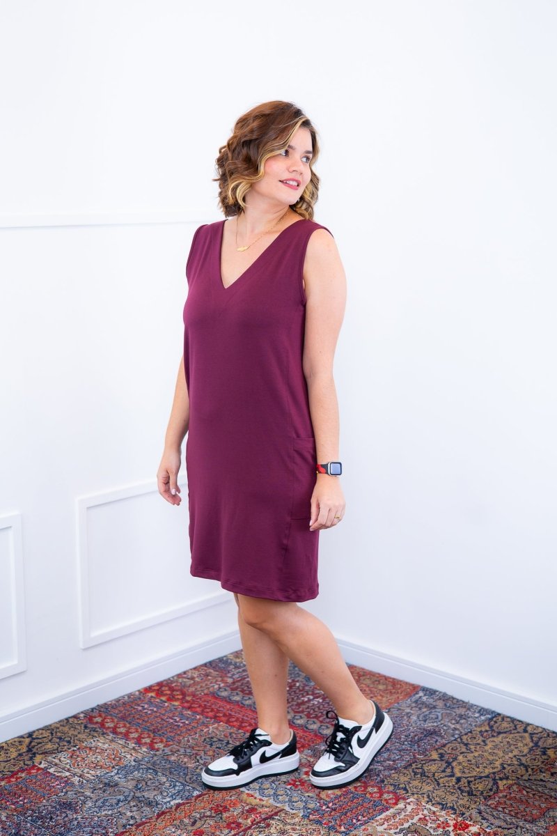 Vestido Mariana - Moletinho com Decote V e Bolsos Laterais - Naguirre Shop