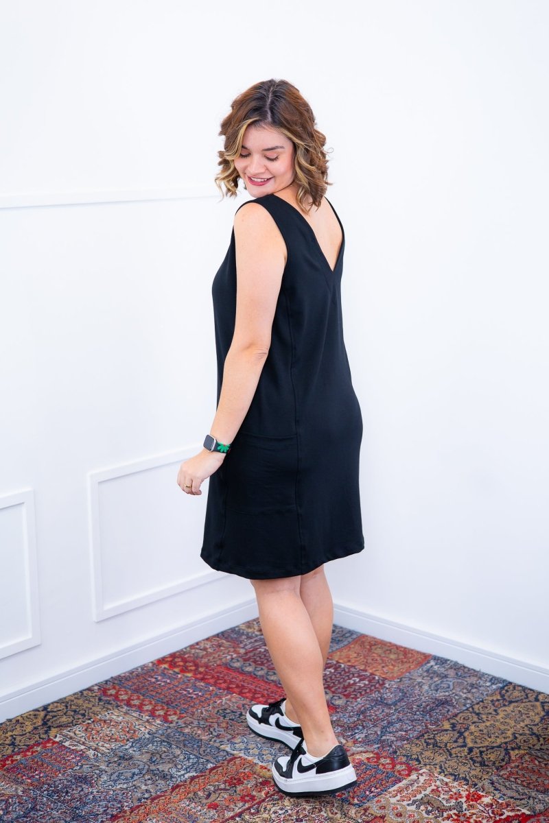 Vestido Mariana - Moletinho com Decote V e Bolsos Laterais - Naguirre Shop