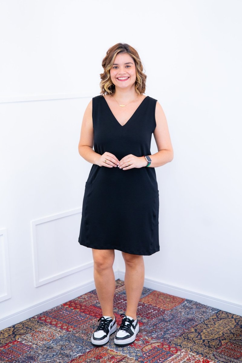Vestido Mariana - Moletinho com Decote V e Bolsos Laterais - Naguirre Shop