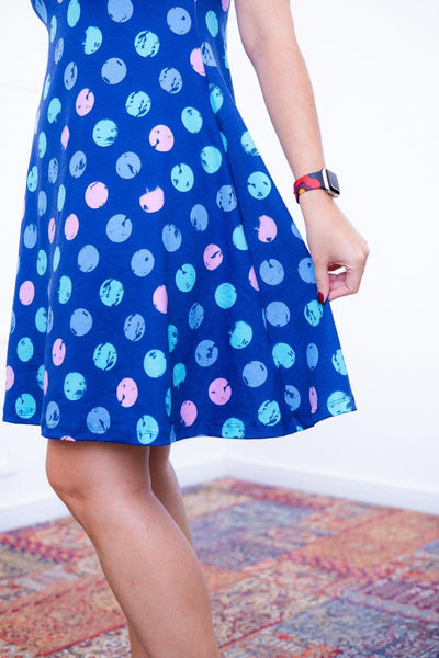 Vestido Melissa - Gola Redonda Acinturado em Viscolycra Aquarela - Naguirre Shop
