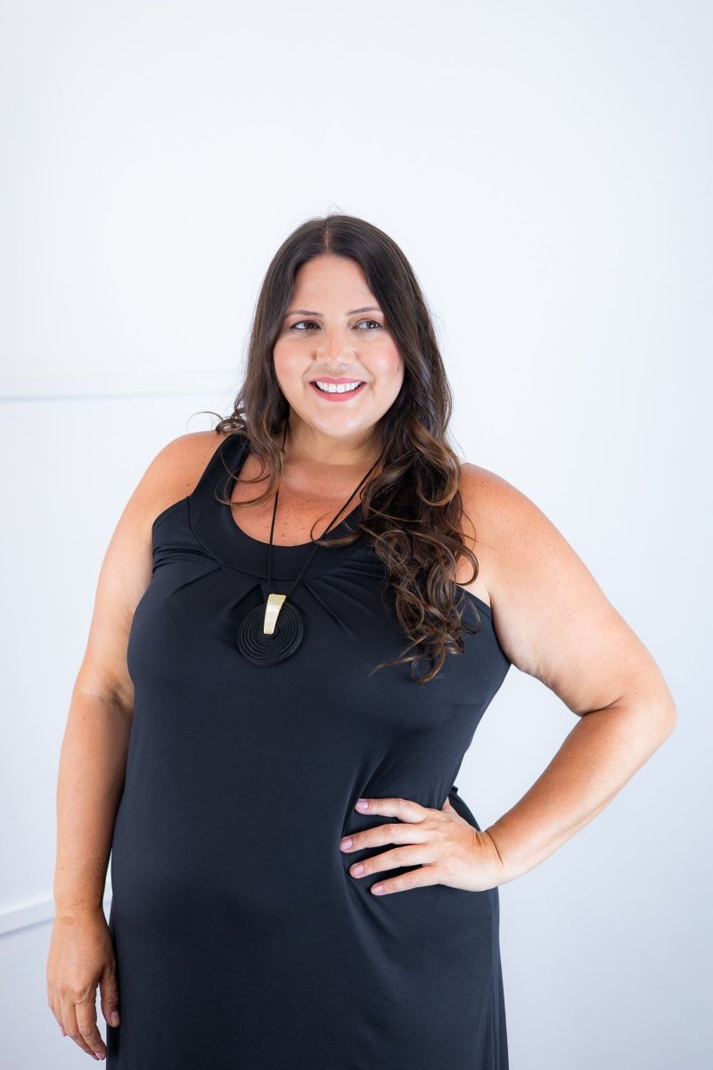 Vestido Mila – Malha Confort Midi com Alça Nadador - Naguirre Shop