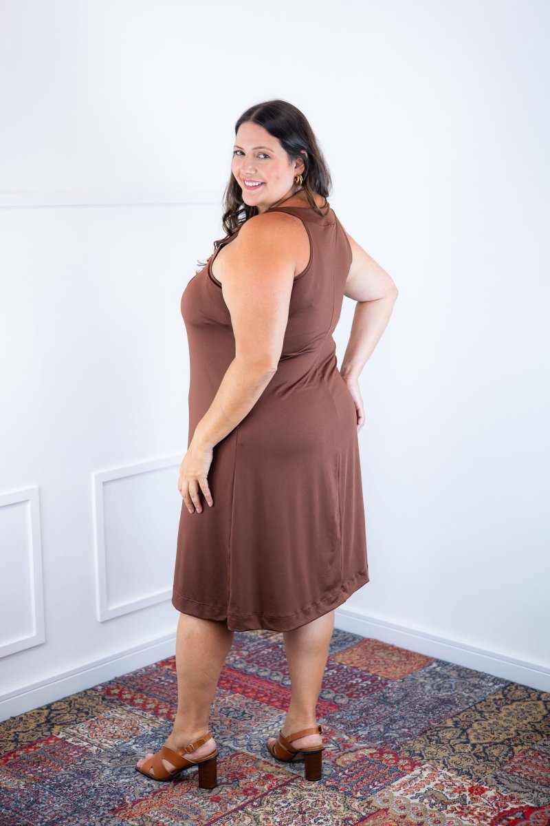 Vestido Mila – Malha Confort Midi com Alça Nadador - Naguirre Shop