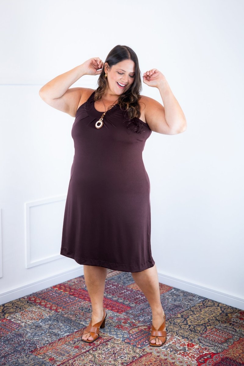 Vestido Mila – Malha Confort Midi com Alça Nadador - Naguirre Shop