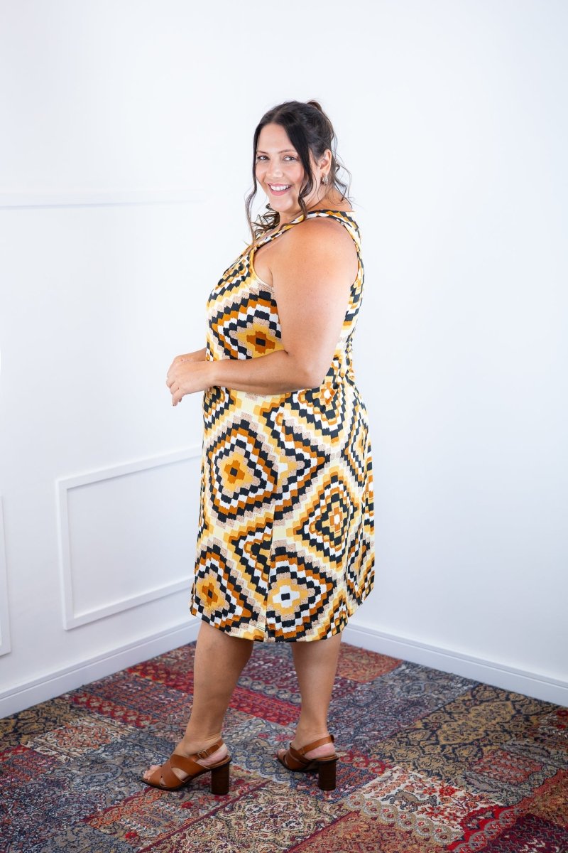 Vestido Mila – Malha Confort Midi com Alça Nadador - Naguirre Shop